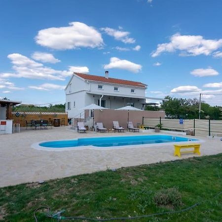 Kuca Za Odmor M&J Villa Benkovac Bagian luar foto