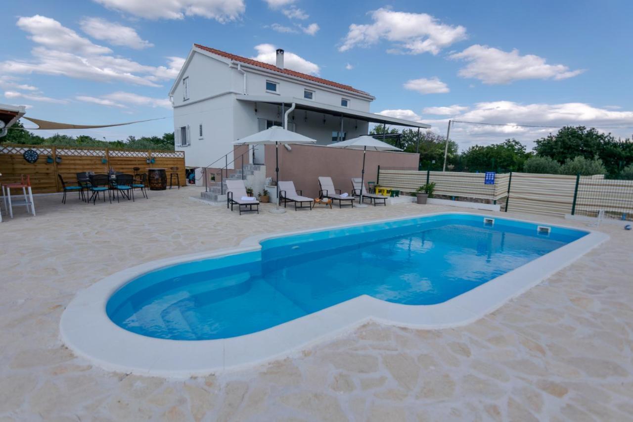 Kuca Za Odmor M&J Villa Benkovac Bagian luar foto