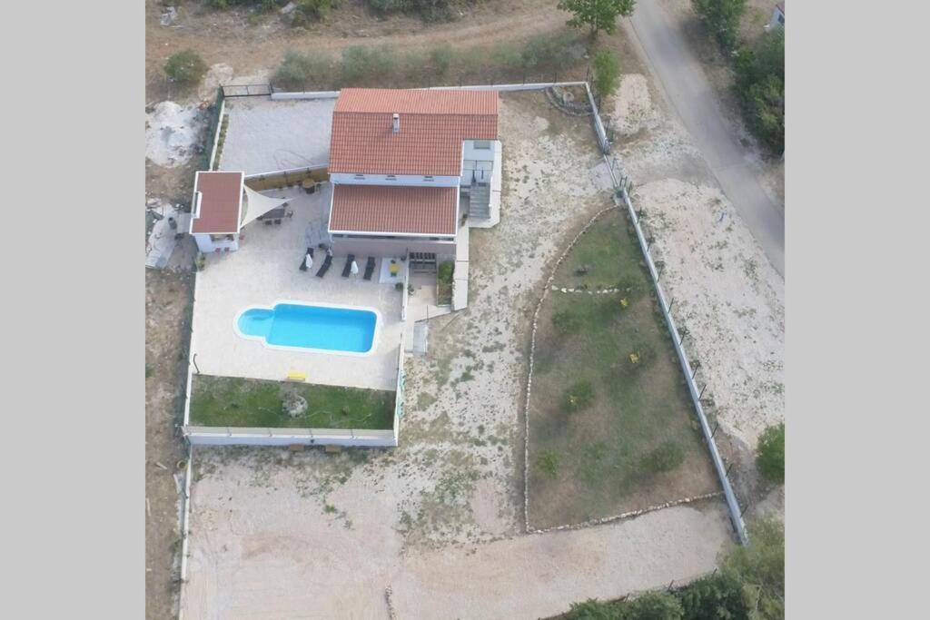 Kuca Za Odmor M&J Villa Benkovac Bagian luar foto