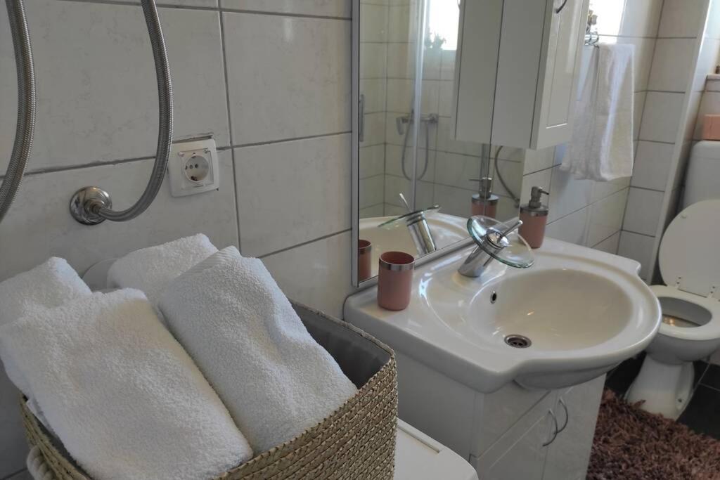 Kuca Za Odmor M&J Villa Benkovac Bagian luar foto