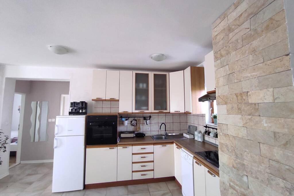 Kuca Za Odmor M&J Villa Benkovac Bagian luar foto
