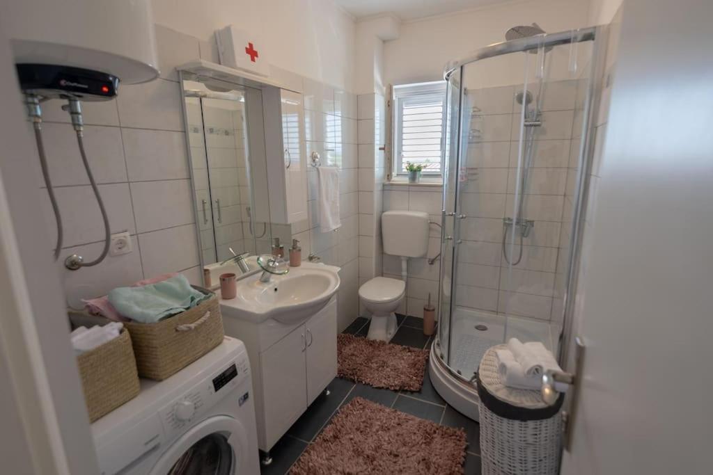Kuca Za Odmor M&J Villa Benkovac Bagian luar foto